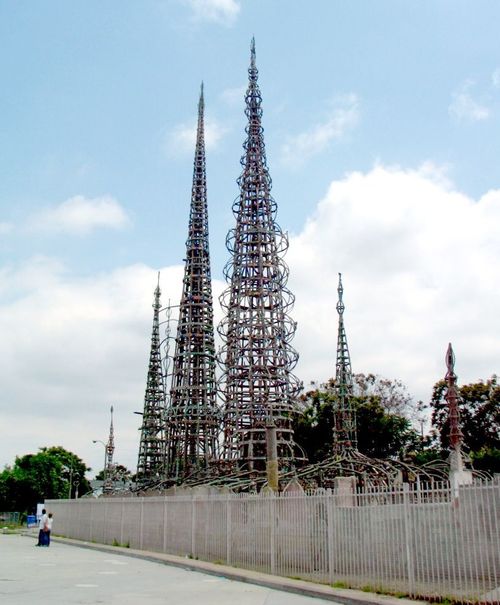 E264 - The Watts Towers, Simon Rodia, 1921-1954 - from Tom Paper