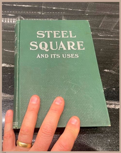 E406 - The Steel Square - i6986