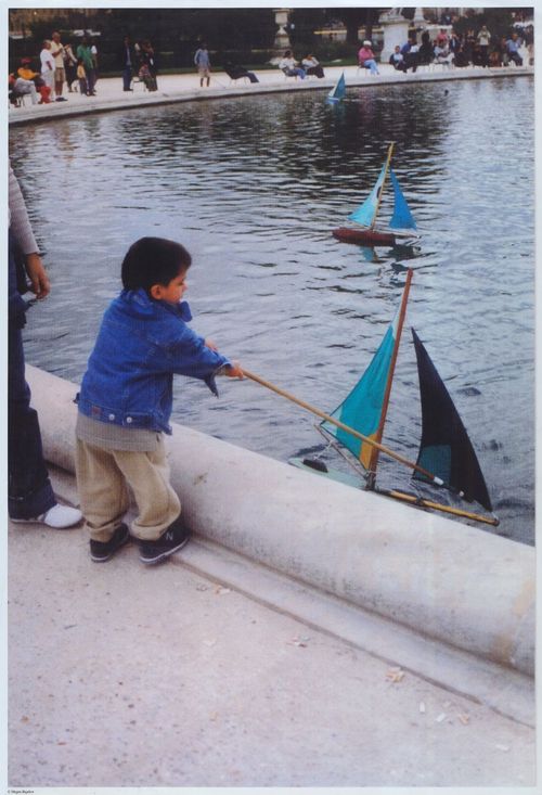 Navigation de petits bateaux au Jardin des Tuileries,&nbsp;75001 Paris