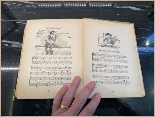 E704 - Mother Goose Nursery Rhymes - 5047