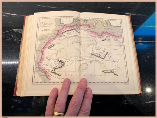 E765 - Dr. Butler_s Atlas - i7973